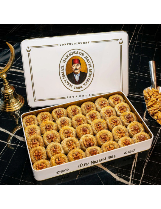 Walnut Sultan Baklava XL Box 2200 Gr