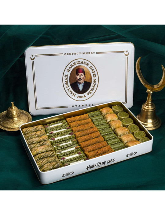 Premium Pistachio Baklava Assortment XL Box 2200 Gr